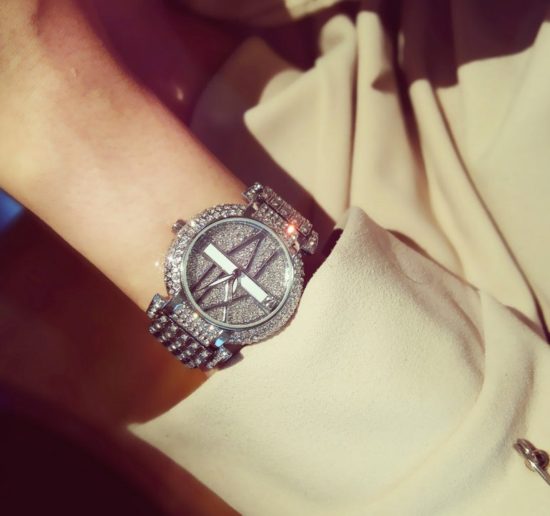 Luxury Diamond Women Watch Design Quartz